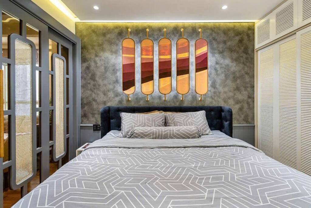 Classic Luxury & Swiming Rooftop Pool Apartment *
